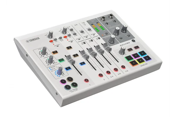 Yamaha AG08 8 Kanallı Yayın Mikseri (white)