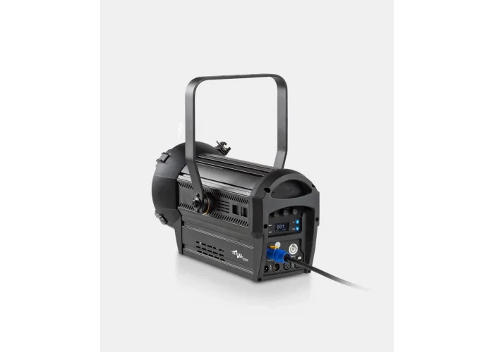 SSP SS815XAL  200W Led Fresnel Spot RGBAL Stüdyo & Tiyatro Spotu