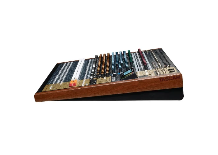 TASCAM MODEL 24 Analog-Dijital Mixer & Kaydedici