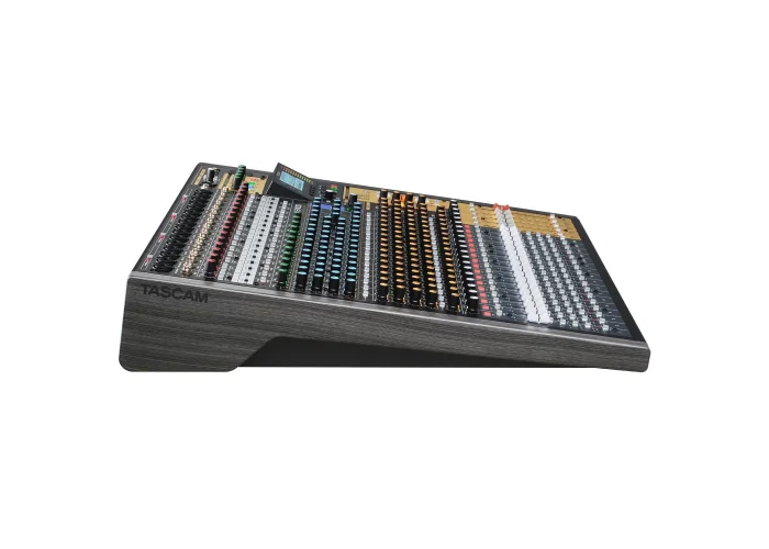 TASCAM MODEL 2400 Kayıt Konsolu ve Canlı Müzik Mikseri