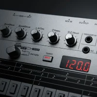 ROLAND TR-06 Rhythm Machine Modül