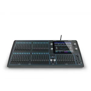 Chamsys QuickQ-30 2048 Kanal Işık Kontrol Masası