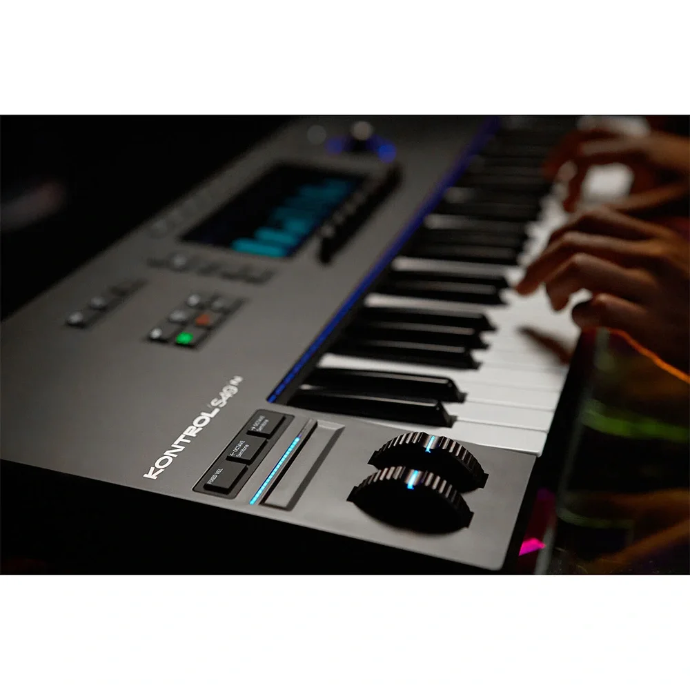 Native Instruments Komplete Kontrol S49 MK3 Midi Klavye