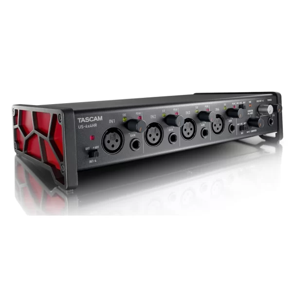 Tascam US-4x4HR USB-C Audio Interface, 4 ins (XLR/TRS)/4 outs (TRS)+MIDI I/O for Win/Mac computers, Ultra-HDDA mic pres, 192kHz, phantom power, iOS support, incl. power supply, Cubase LE + Sample Tan