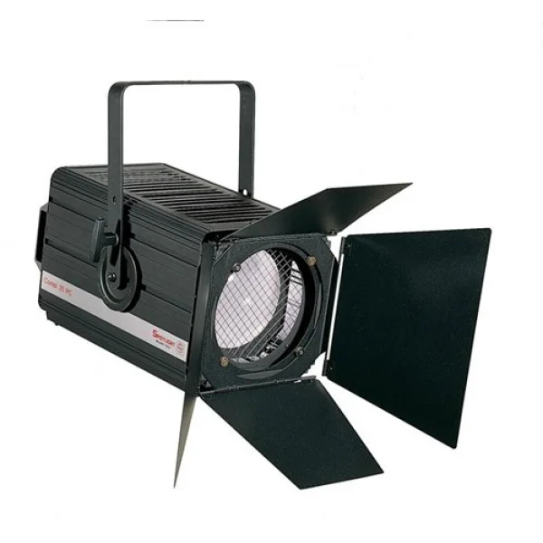 Spotlight COM-05 PC 500 / 650W Pc Spot, 5˚ - 56˚