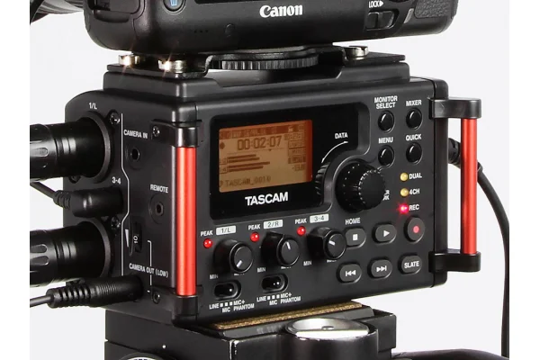 Tascam DR-60DMK2 Prof.Multi-Track Audio-Recorder for DSLR-Cameras