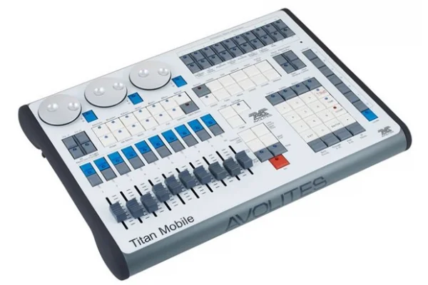 Avolites TITAN MOBILE DMX Işık Kontrol Masası