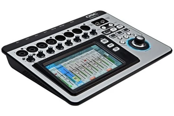 QSC TOUCHMIX-8 8 Kanal Dijital Mikser