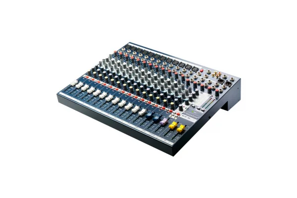 Soundcraft EFX12 12 Kanal Mixer, 12 Mono 2 Stereo Efektli