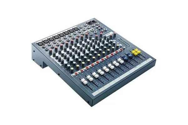 Soundcraft EPM8 8 Kanal Analog Ses Mikseri, Efektsiz