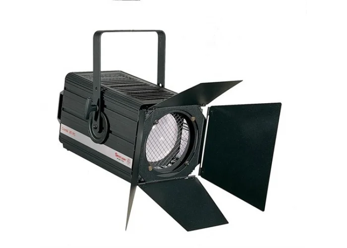 Spotlight COM-05 PC 500 / 650W Pc Spot, 5˚ - 56˚