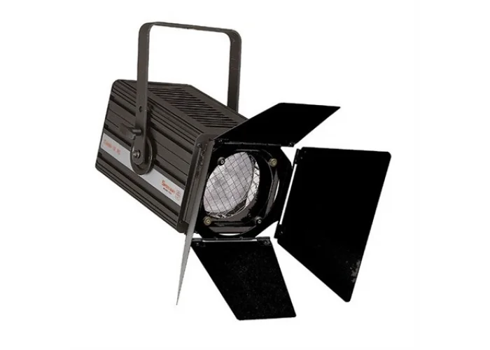 Spotlight COM-12 PC 1000 / 1200W Pc Spot, 4˚ - 63˚