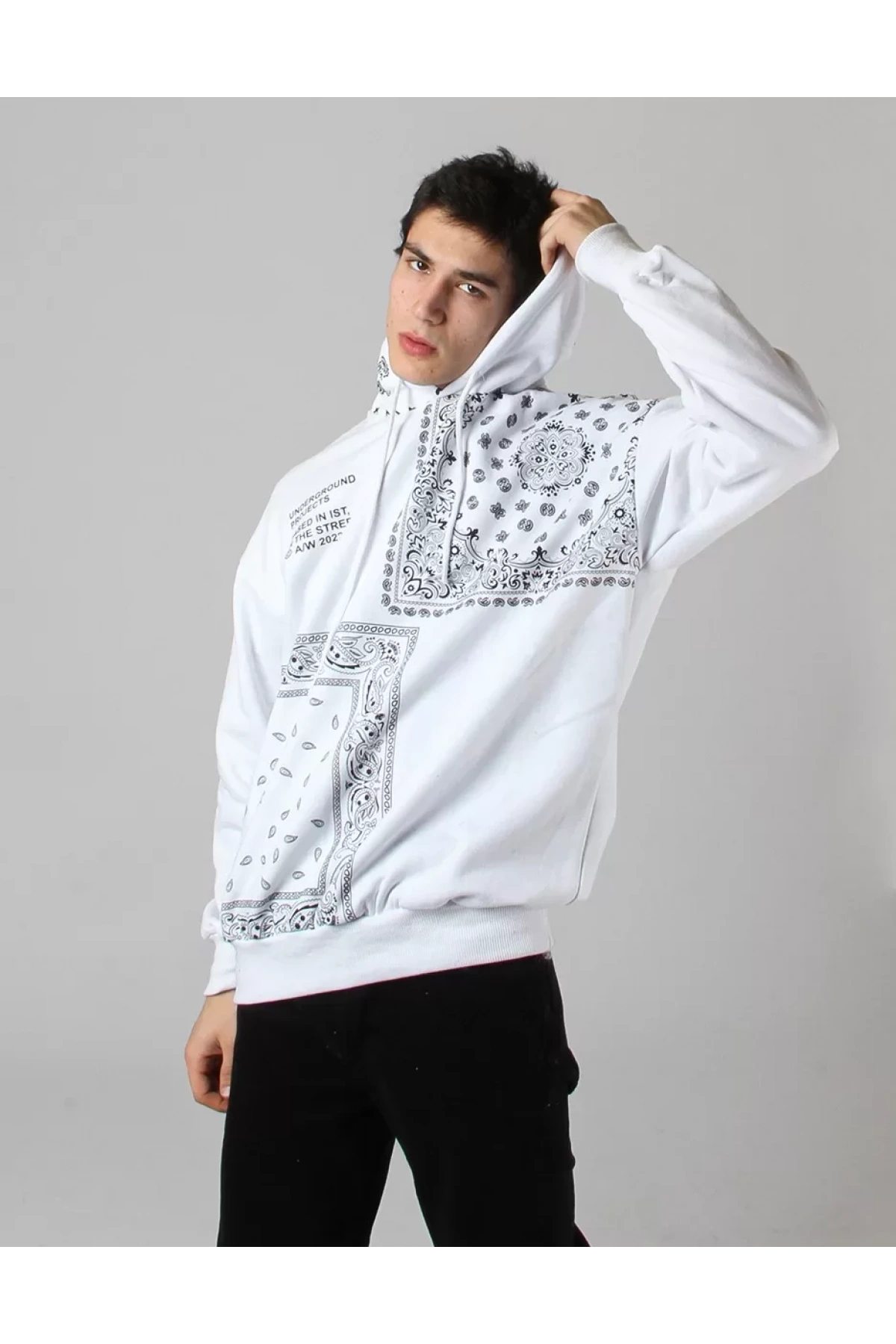 Bandana Baskılı Beyaz Rahat Kalıp Hoodie