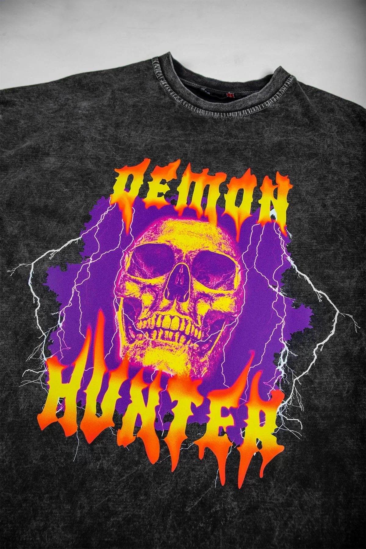 Demon Hunter Baskılı Yıkamalı Oversize Unisex Tshirt