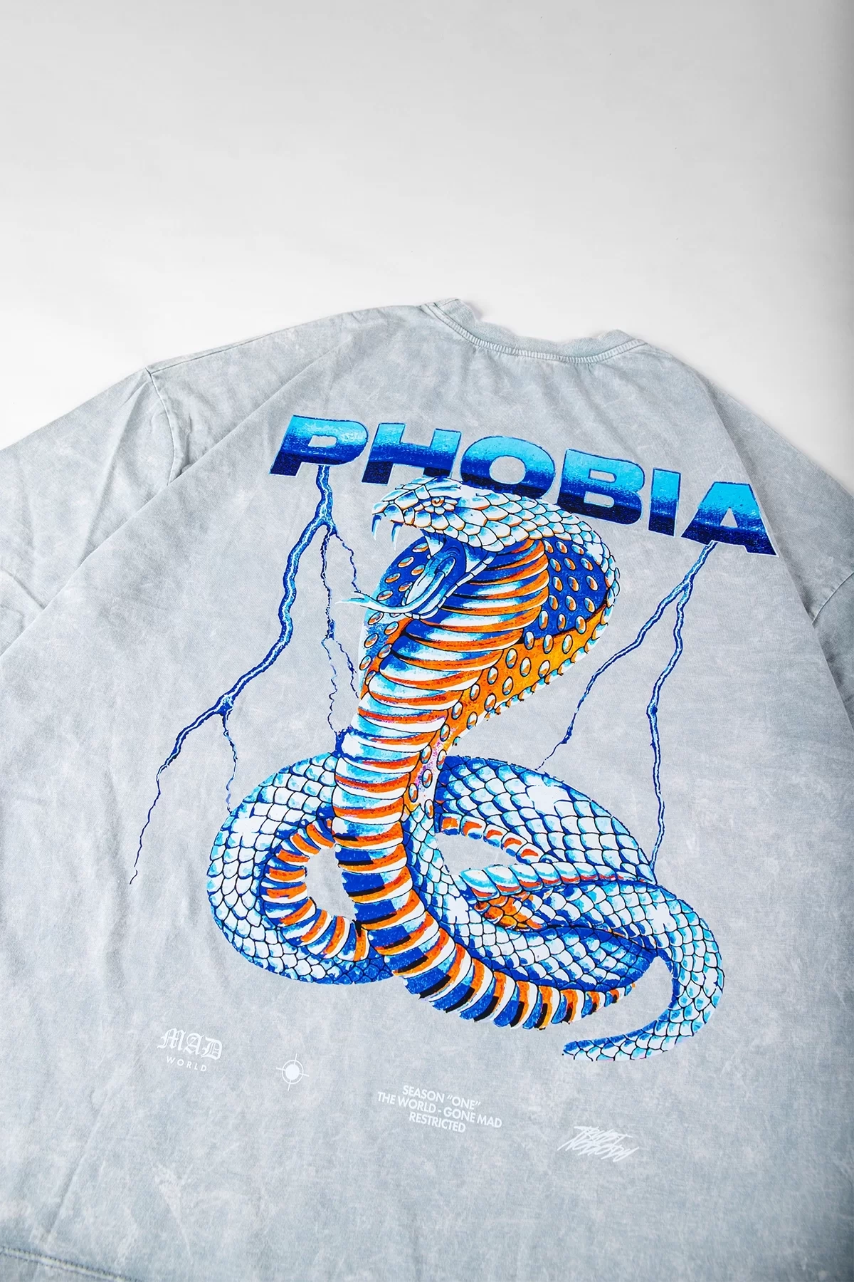 Phobia Sırt Baskılı Beyaz Yıkamalı Unisex Oversize Tshirt