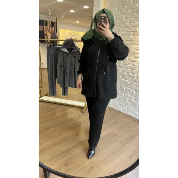 Levidor Çiçek Kabartmalı Ceketli Takım