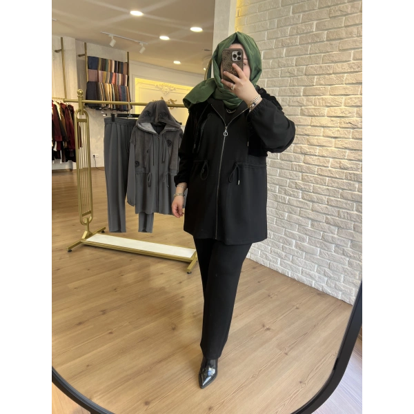 Levidor Çiçek Kabartmalı Ceketli Takım