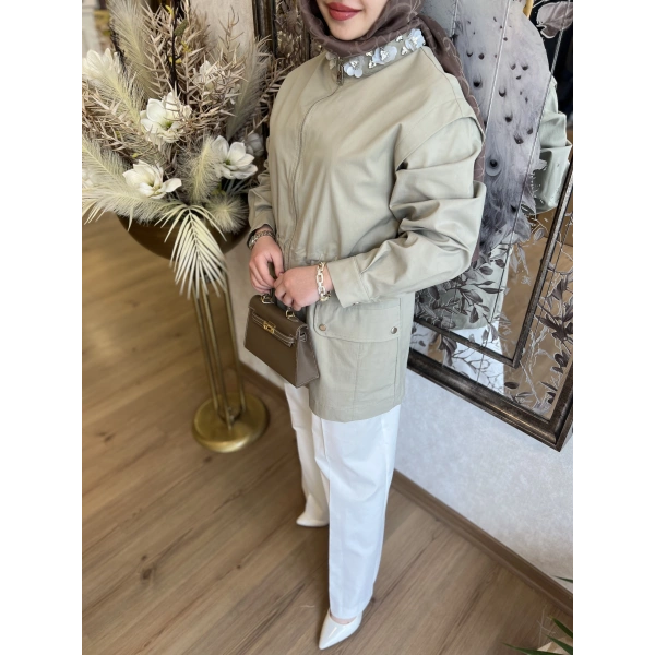 SBL Boynu İşlemeli Ceket Takım