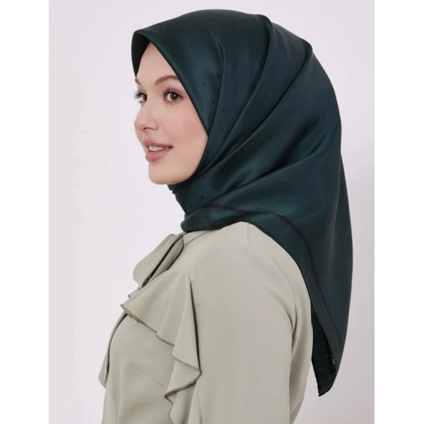 Levidor Benek Desen Monogram İpek Eşarp