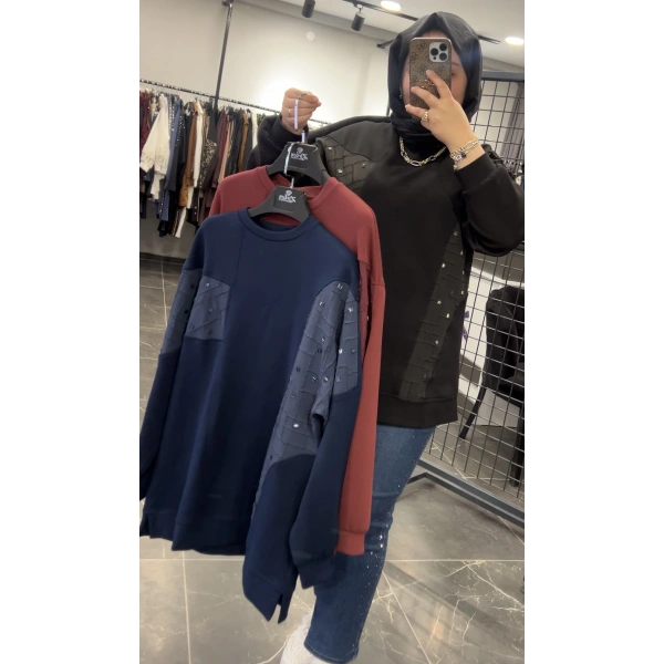 Levidor Jakarlı Boncuk İşlemeli Sweat