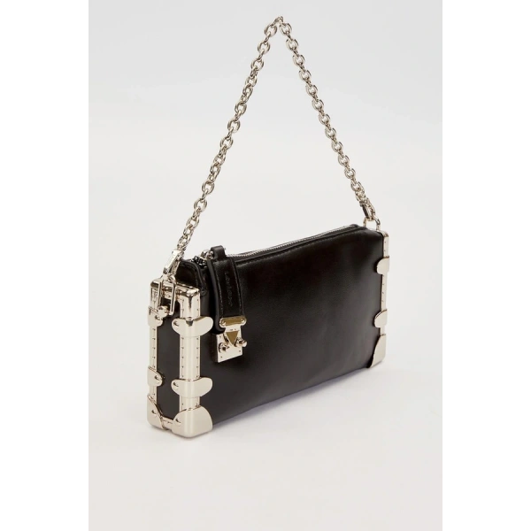 Levidor Metal Köşeli Omuz Çantası