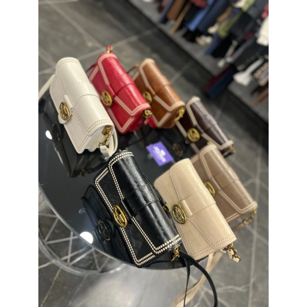 LEVİDOR Zımba Nakışlı Dikdörtgen Çanta