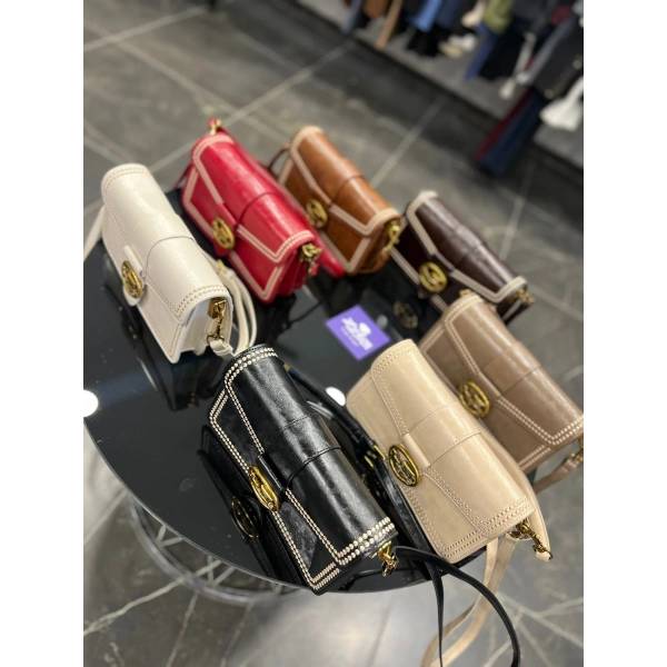 LEVİDOR Zımba Nakışlı Dikdörtgen Çanta