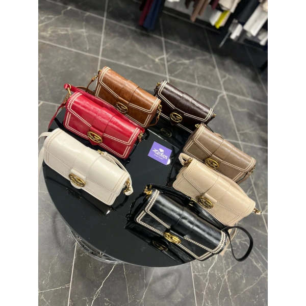 LEVİDOR Zımba Nakışlı Dikdörtgen Çanta