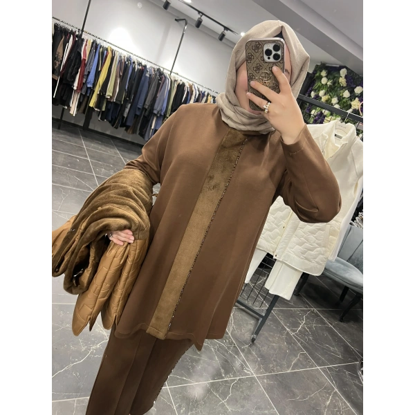 Pureva Boncuk İşlemeli Yelekli Takım