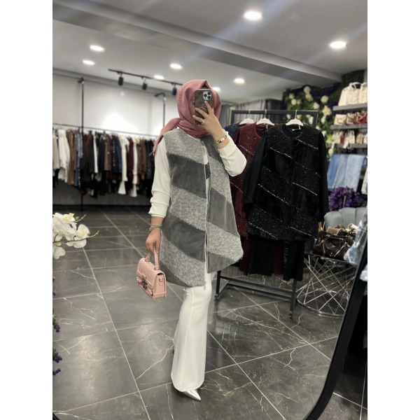 PUREVA Çarpraz Taşlı Yelekli Üçlü Takım