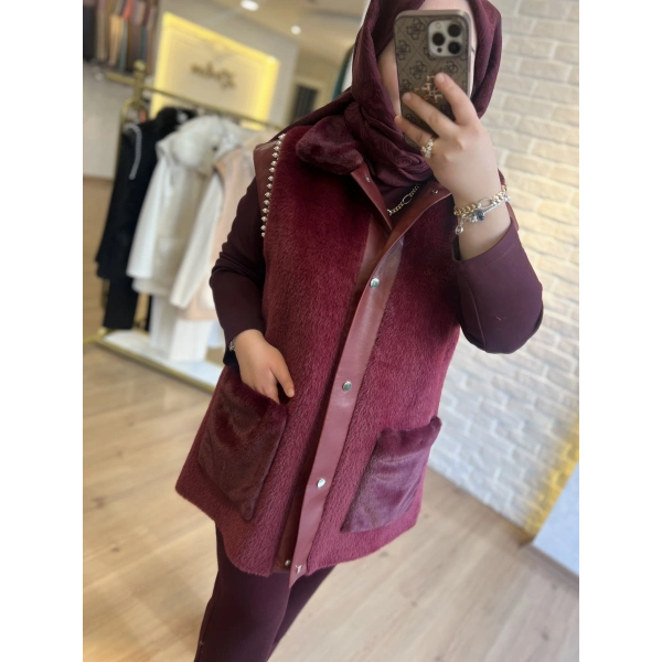 Pureva İncili Deri Detaylı Angora Yelekli Üçlü Takım