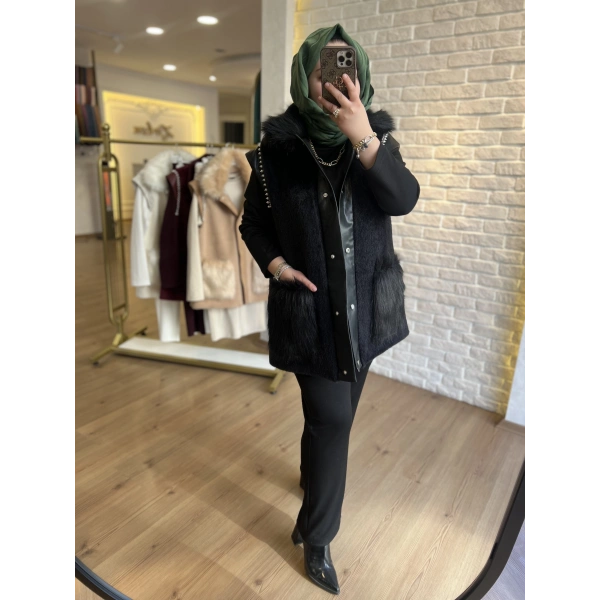 Pureva İncili Deri Detaylı Angora Yelekli Üçlü Takım