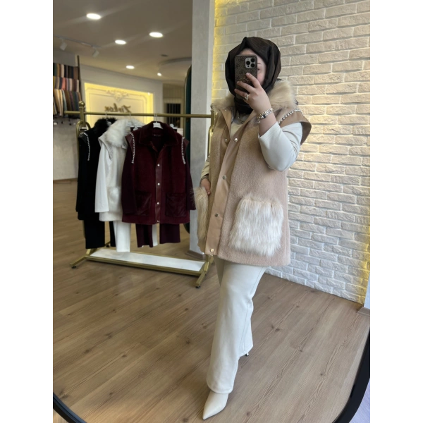 Pureva İncili Deri Detaylı Angora Yelekli Üçlü Takım