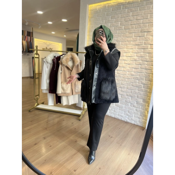 Pureva İncili Deri Detaylı Angora Yelekli Üçlü Takım