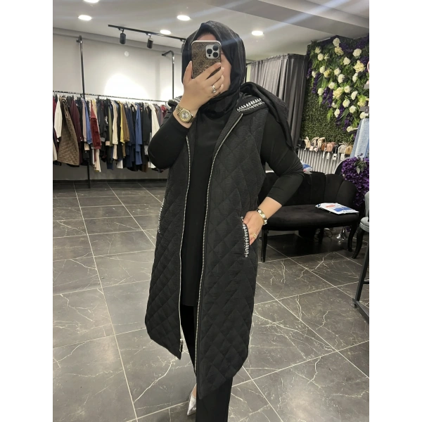 Solis Taşlı Kapitone Yelek