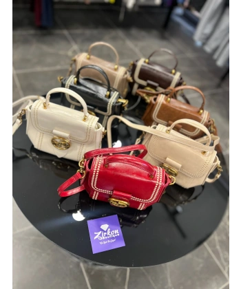 Levidor Zımba Nakışlı Altıgen Çanta