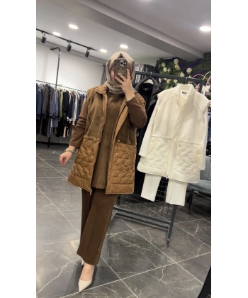 Pureva Boncuk İşlemeli Yelekli Takım