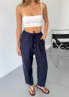 Lacivert Tensel Havuç Model Çımalı Kadın Pantolon