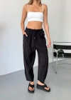 Siyah Tensel Havuç Model Çımalı Kadın Pantolon