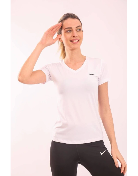 Beyaz V Yaka Ter Turmayan Tişört