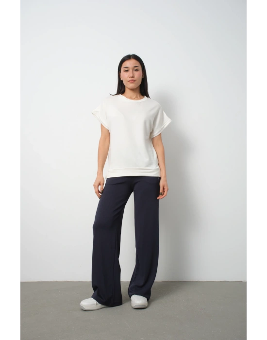 Beyaz Yarasa Kol Yırtmaç Detaylı Oys Model Tişört