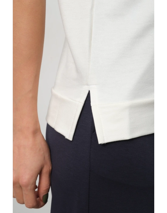 Beyaz Yarasa Kol Yırtmaç Detaylı Oys Model Tişört