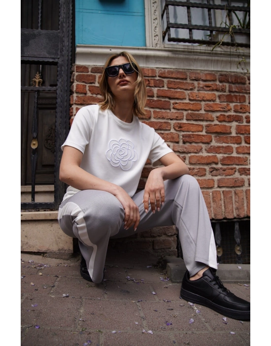 Çiçek Nakışlı İkili Takım – Gri