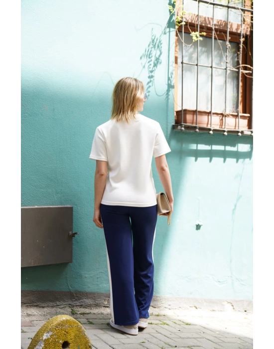 Çiçek Nakışlı İkili Takım – Lacivert