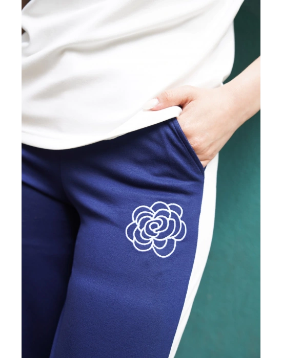 Çiçek Nakışlı İkili Takım – Lacivert