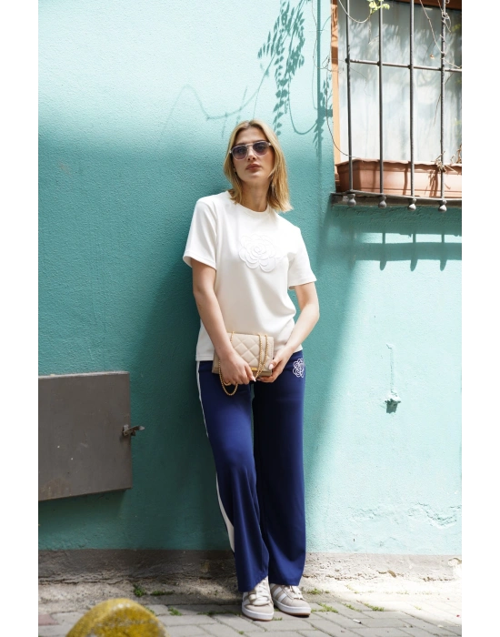 Çiçek Nakışlı İkili Takım – Lacivert