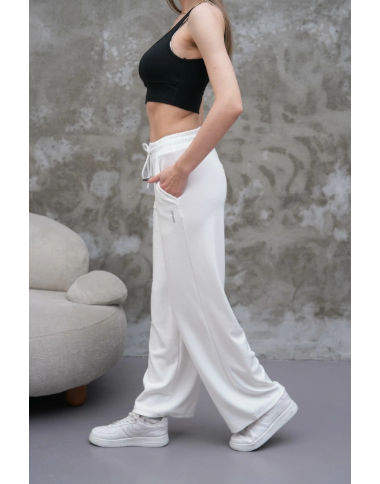 Beyaz Oys Modal Bol Paça Eşofman