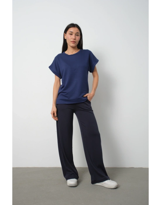 Lacivert Yarasa Kol Yırtmaç Detaylı Oys Model Tişört