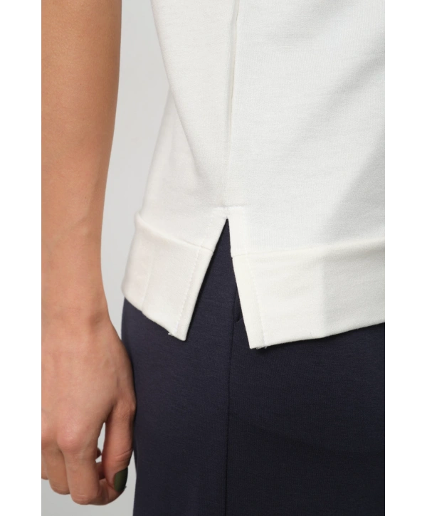 Beyaz Yarasa Kol Yırtmaç Detaylı Oys Model Tişört