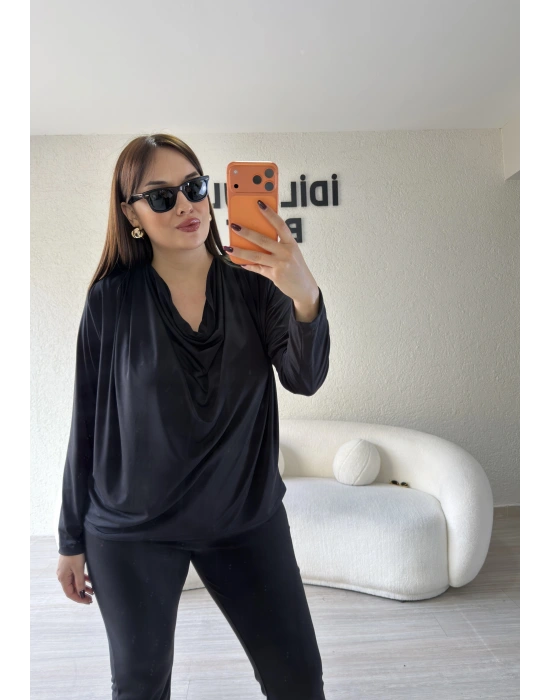 Siyah Sandy Kumaş Degaje Yaka Bluz